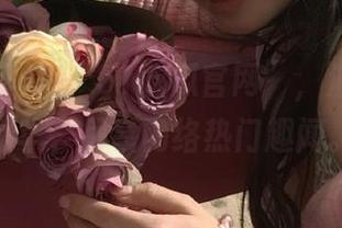 在“51吃瓜官网”，汇聚吃瓜精华，尽享网络热门趣闻。
